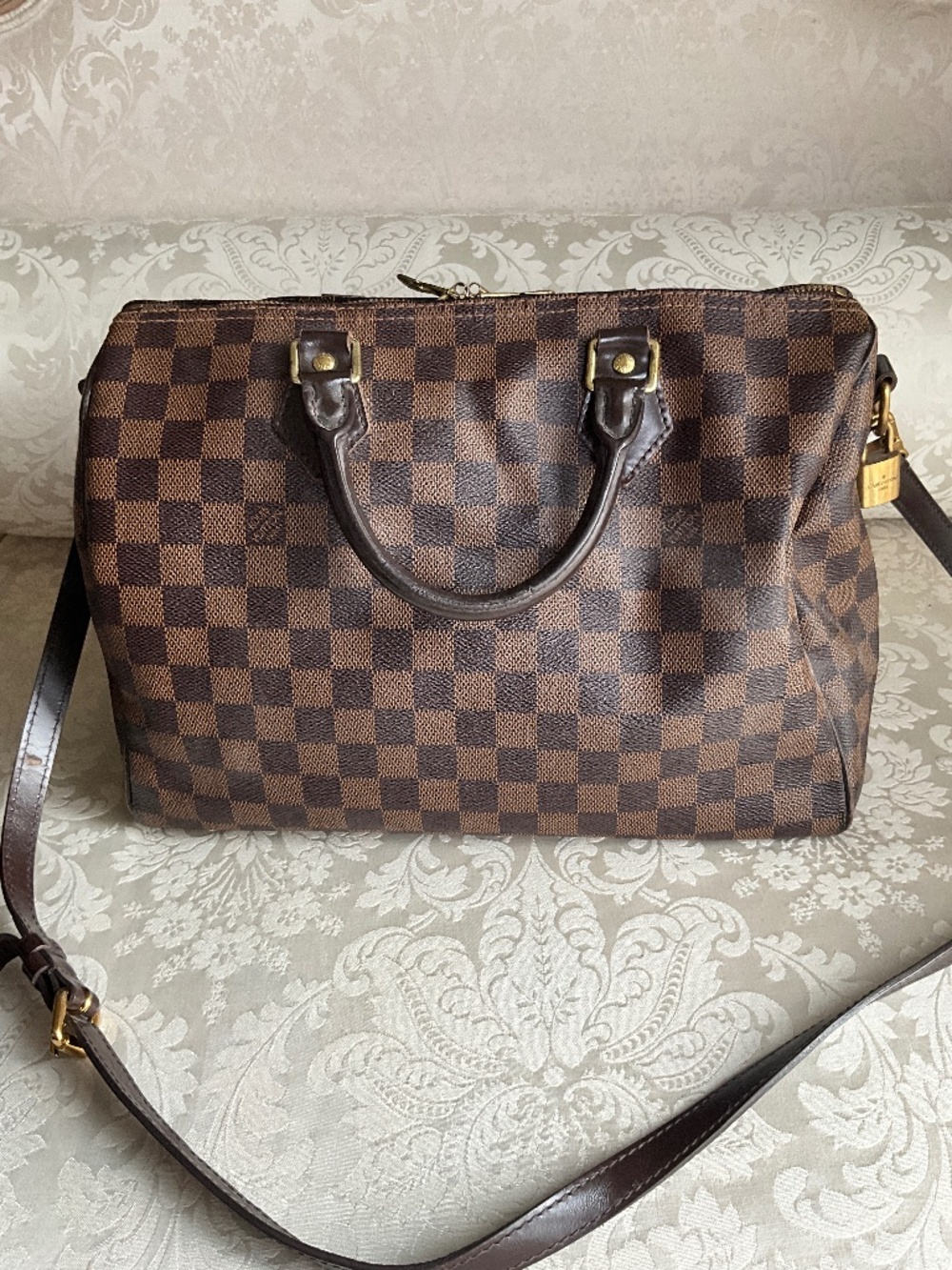 Authentic Louis Vuitton Speedy Bandouliere 35, Damier Ebene - Picture 2 of 6